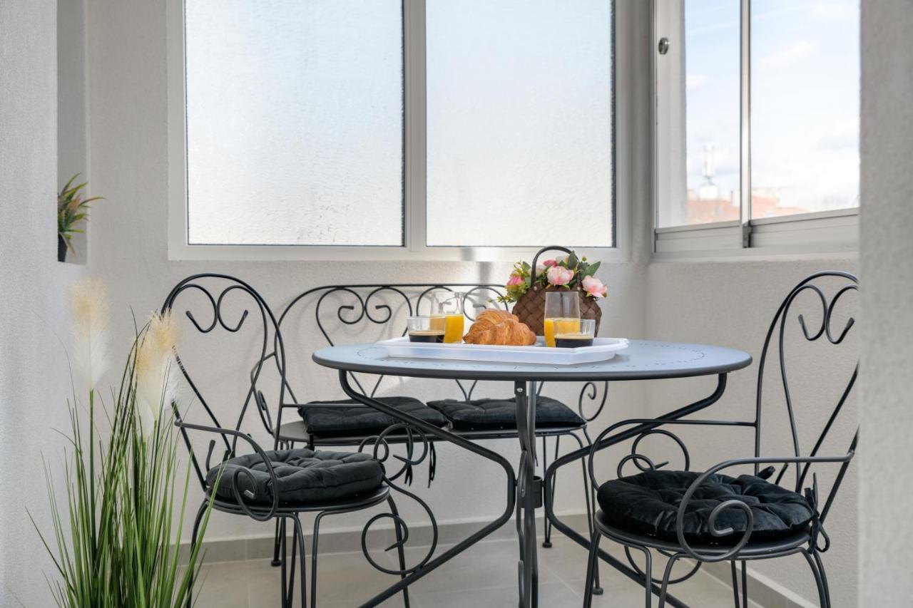 Лукс На Море Luxury Apartment In Downtown With Garage Varna Exterior foto