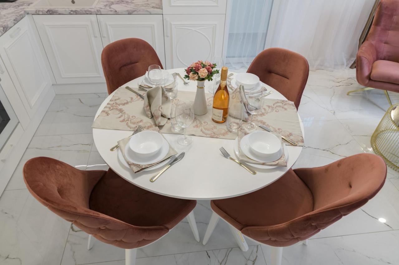 Лукс На Море Luxury Apartment In Downtown With Garage Varna Exterior foto